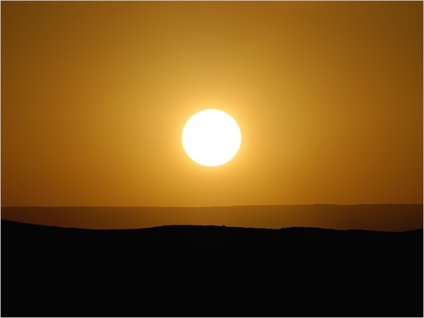 Download 1600x1200 Pixel